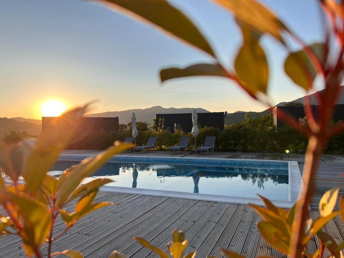 Hotel Flandra Glamping Corbeni Esterno foto