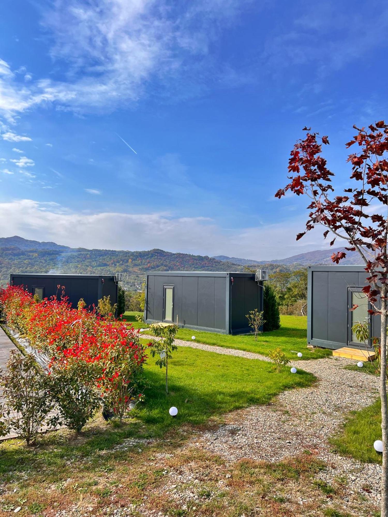 Hotel Flandra Glamping Corbeni Esterno foto