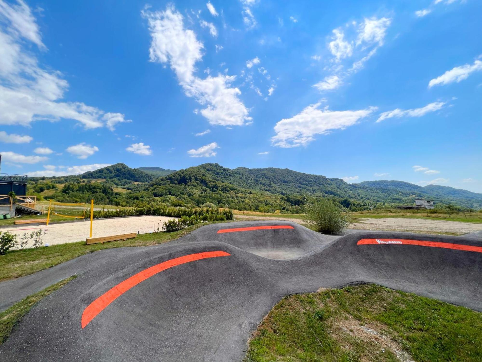 Hotel Flandra Glamping Corbeni Esterno foto