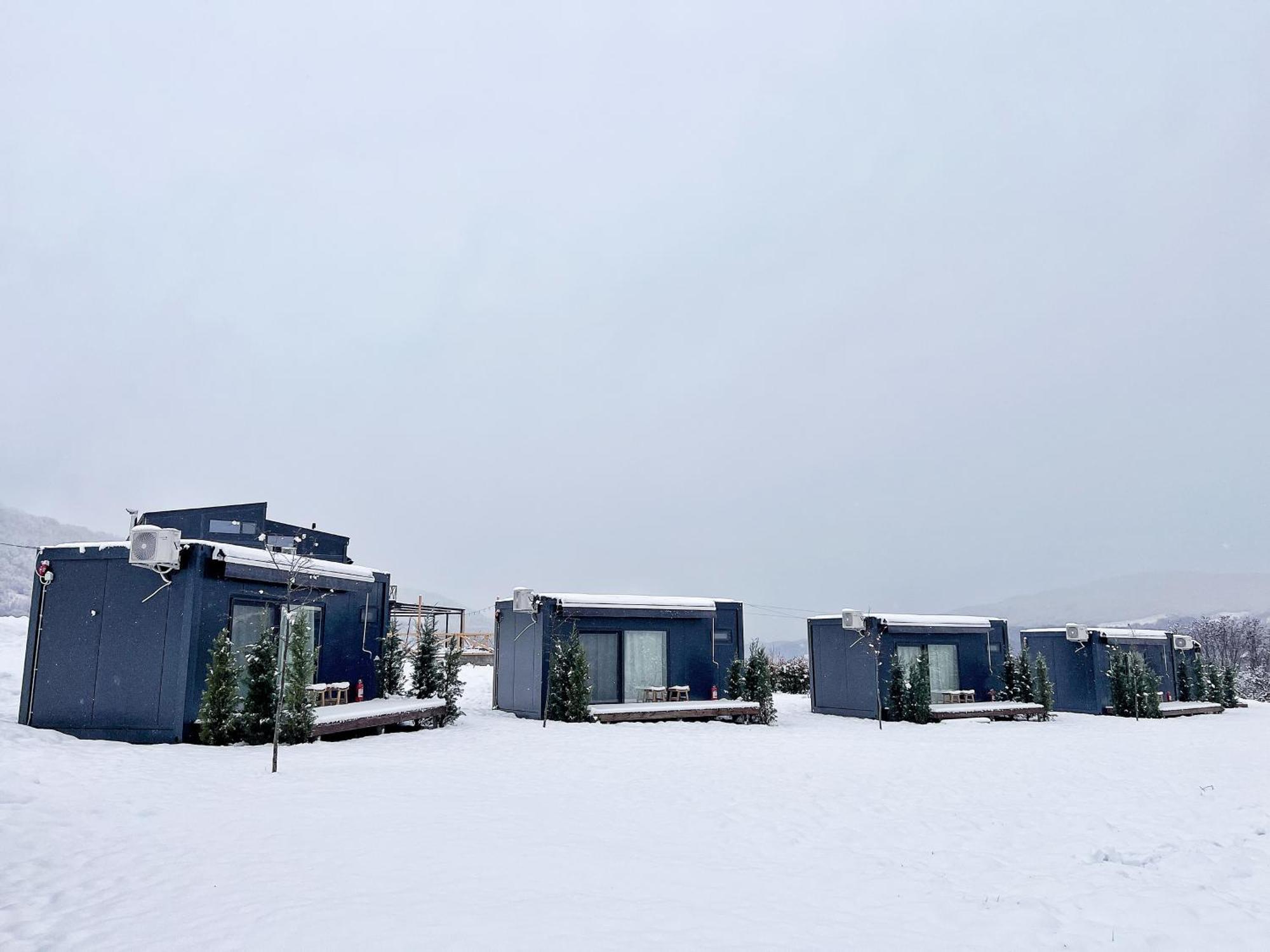 Hotel Flandra Glamping Corbeni Esterno foto