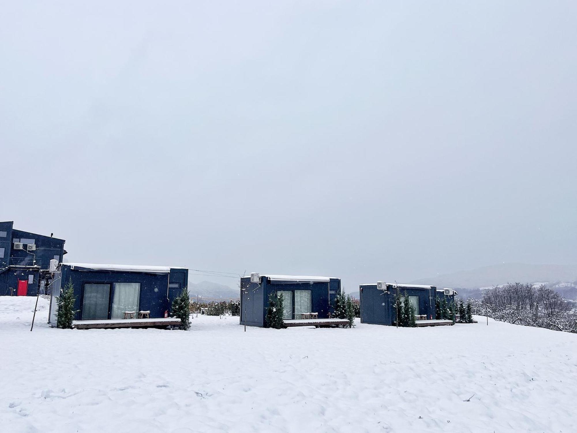 Hotel Flandra Glamping Corbeni Esterno foto