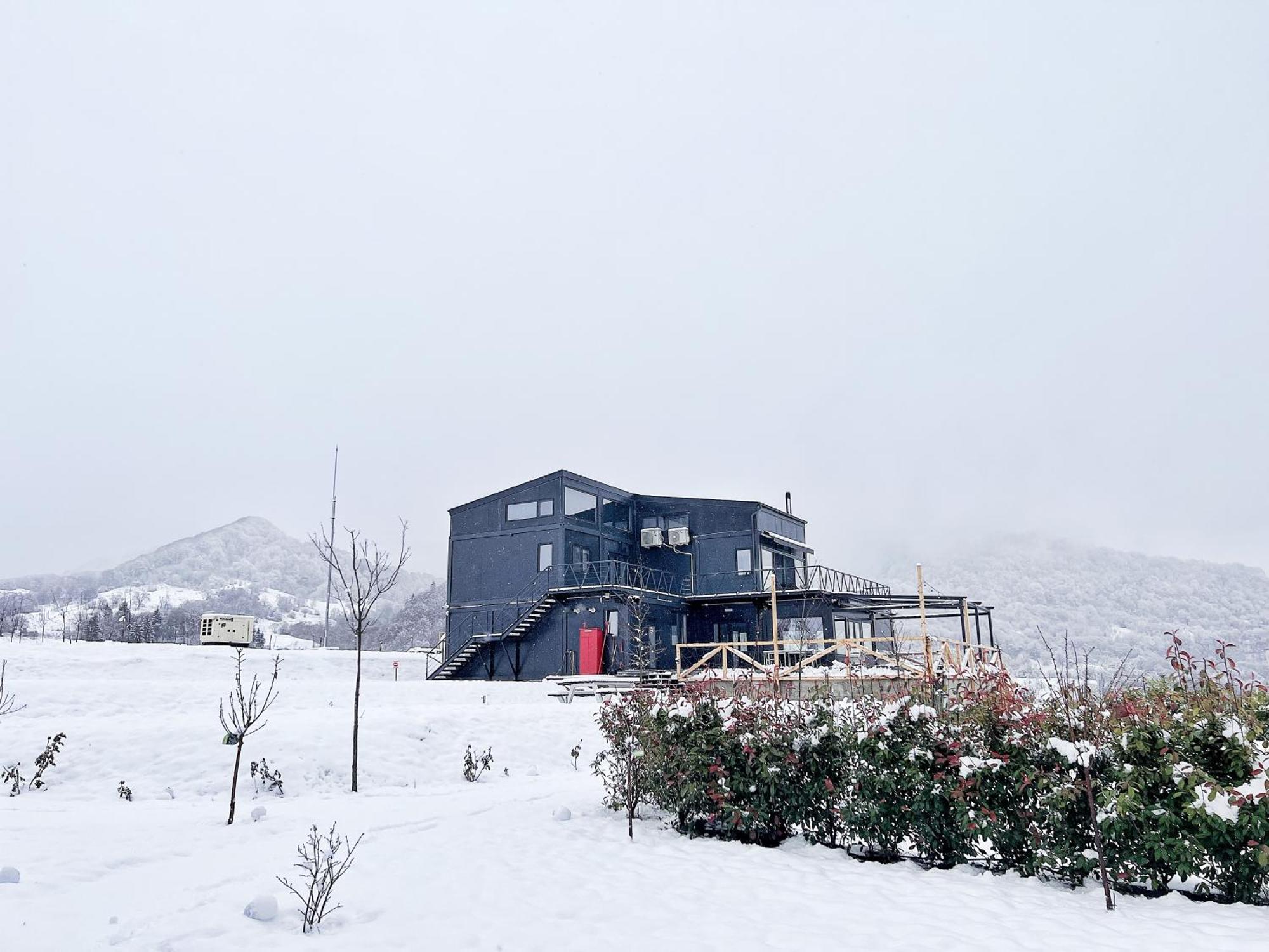 Hotel Flandra Glamping Corbeni Esterno foto