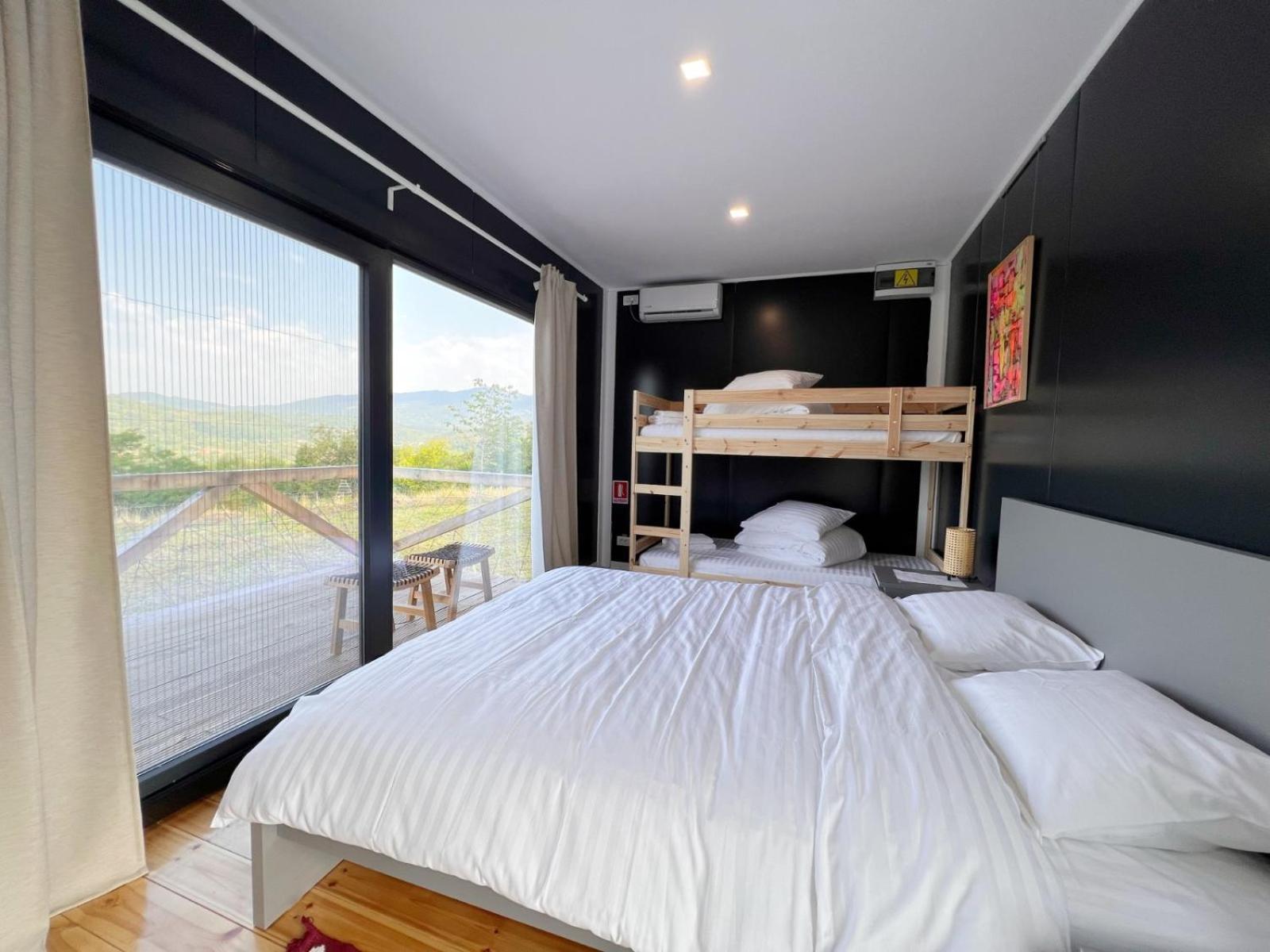 Hotel Flandra Glamping Corbeni Esterno foto